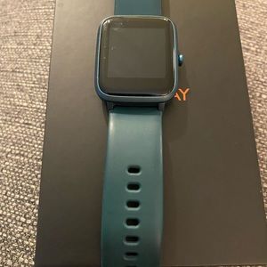 Fitness tracker watch